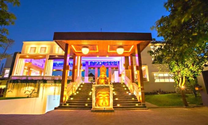 Batubelig Hotel | Luxury Deluxe Pool View #Z12