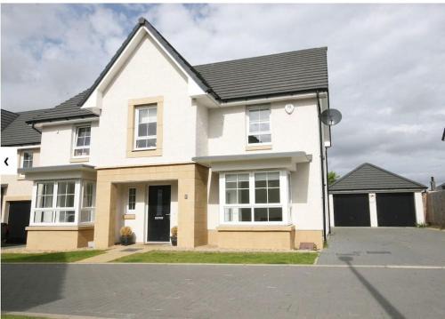 Gifford House | Luxury Detached Home
