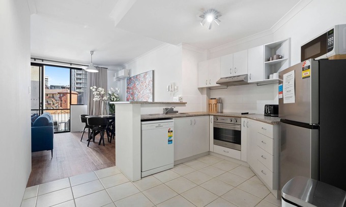 East Perth Apartment | Luxury East Perth - Sleeps 2 - Superior Wifi