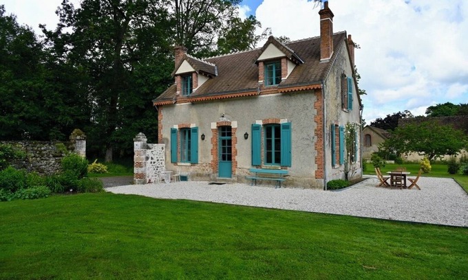 Dampierre-en-Burly House | Luxury gite for 6 people located 12km from Gien and Sully-sur-Loire