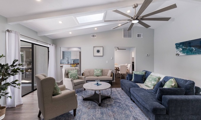 Whitney Beach House | Luxury ~ Heated Pool ~ Games ~ near AMI, IMG, SRQ