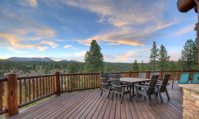 Durango West House | Luxury Log home on 40 Acres - Awesome Views and Decks - 7 Min to Durango