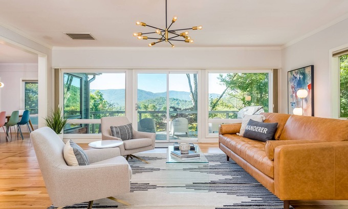Black Mountain House | Luxury mountain home with hot tub, theater, pool table & million dollar views