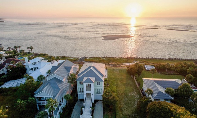 East Beach House | Luxury Oceanfront Home with Breath Taking Sunrise Views