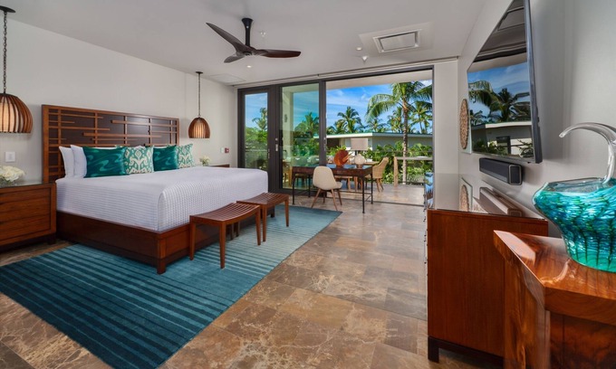 Wailea Villa | LUXURY OCEAN & RESORT VIEWS ANDAZ w/LANAI JACUZZI Sea Spirit 811 3Br/4Ba for 8