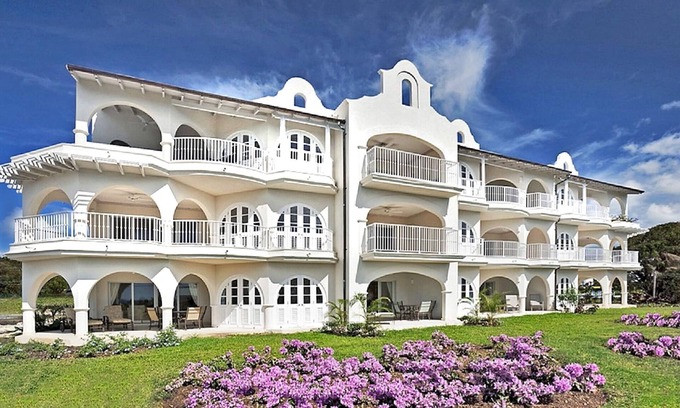 Westmoreland Condo | Luxury ocean view apartment 2 minutes from the beach