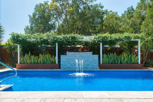 Salamander Bay House | Luxury Stay with Private Heated Pool in Salamander Bay