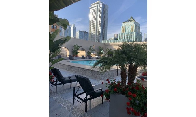 Historic Core Apartment | Luxury Studio Apartment -Spectacular Skyline Views.