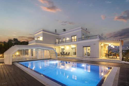 Alporchinhos Villa | Luxury villa (10 pax) near the beach