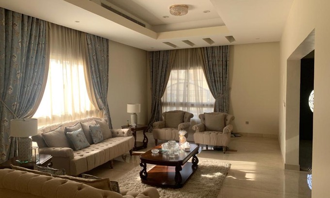 Doha Villa | Luxury Villa (Close to everything)