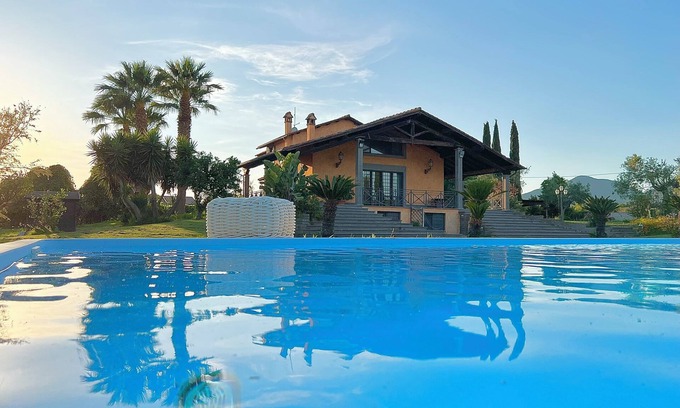 Cerveteri Villa | LUXURY VILLA CON PARCO E PISCINA FULL OPTIONAL