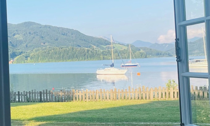 Sankt Lorenz Villa | Luxury Villa directly on Lake