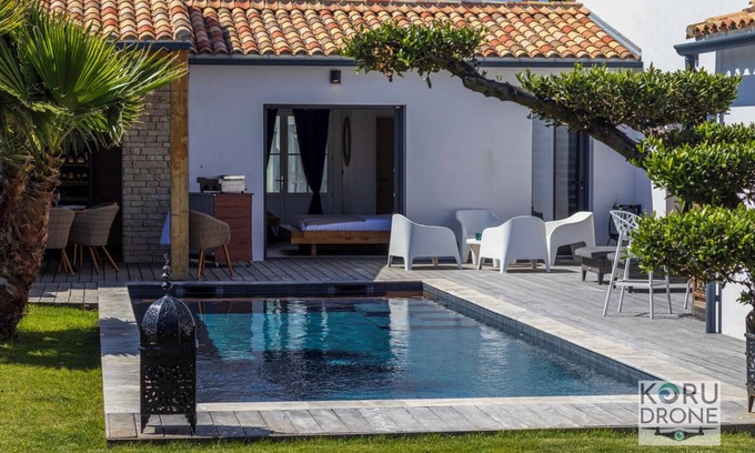 Sainte-Marie-de-Re Villa | Luxury villa heated pool sauna jacuzzi petanque court-5mn from La Noue center