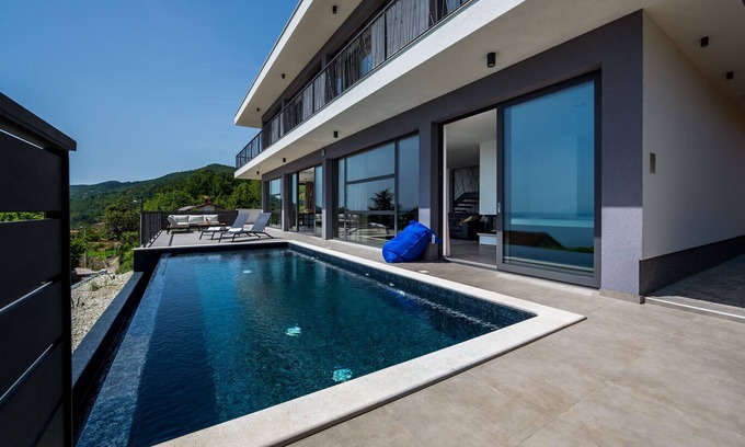 Opatija Villa | Luxury Villa The View in Opatija for 12 people with incredible sea view & wellness