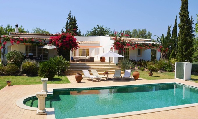 Olhao Villa | Luxury villa with private pool and beautiful garden
