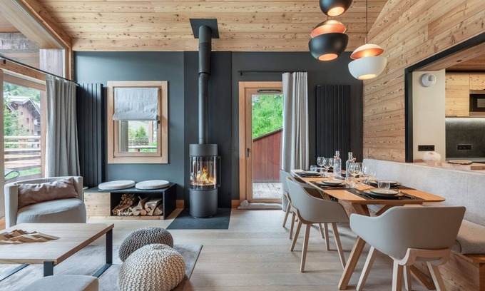 Les Allues Apartment | Méribel: Modern 3-bed apartment, ski-in/ski-out