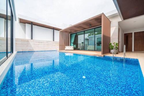 Na Chom Thian Villa | Mövenpick 4-Bedroom Pool Villa Beach Access, Na Jomtien Pattaya