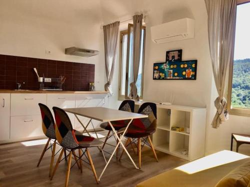 Calice Ligure Apartment | m.a.r.e.