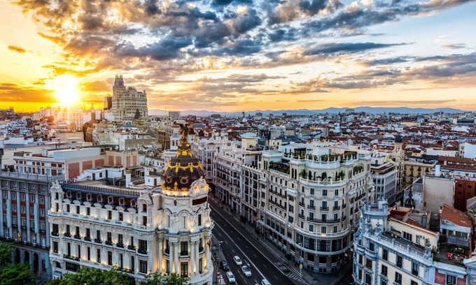Las Acacias Apartment | Madrid