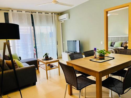 Sants-Badal Apartment | Magic Camp Nou