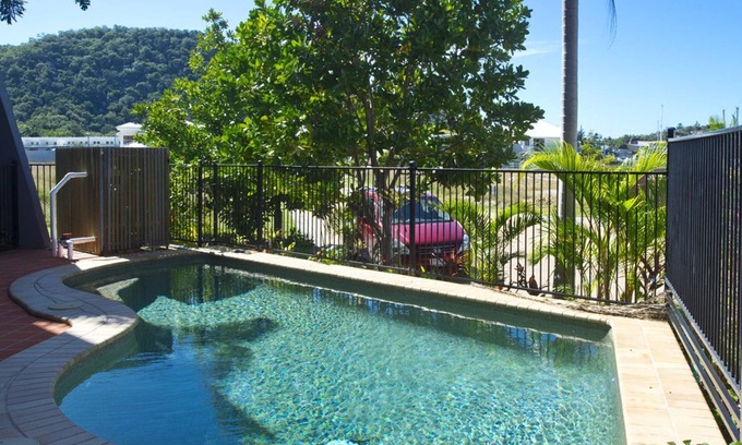 Nelly Bay House | Magnetic Docks Townhouse 9