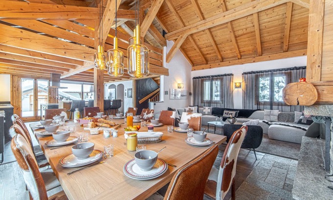 Champagny-en-Vanoise Ski Chalet | Magnificent luxury chalet for families or groups. Well being guaranteed