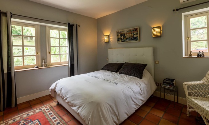 Nerac House | Magnificent residence of character and its Park.