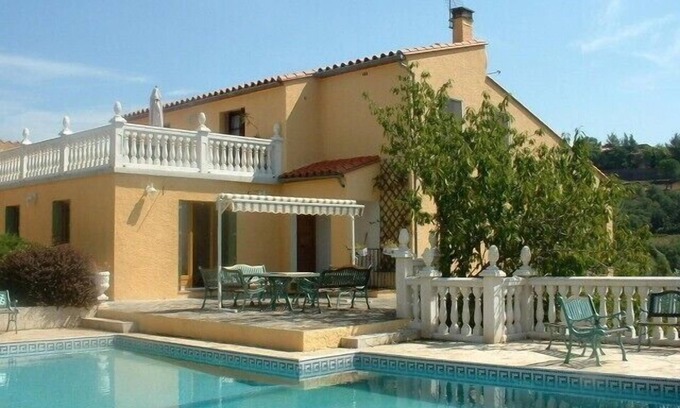 Ceret Villa | Magnificent villa in 40 acres private ground with magnificent views