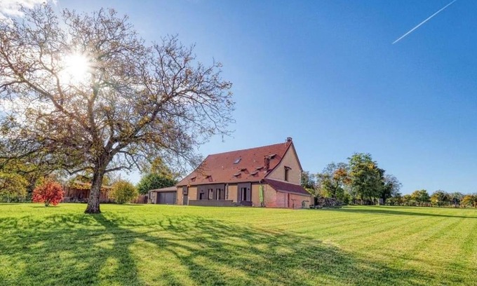 Gardefort Villa | Magnifique maison de campagne aux portes de Sancerre, by Rurals