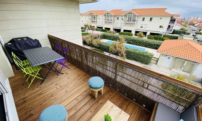 Biscarrosse Plage Apartment | Magnifique T2 Bis avec Terrasse et piscine proche Plage Sud (180)