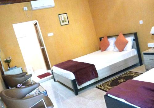 Mawanella Hotel | Mahoya