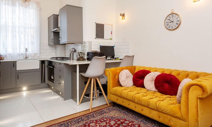 Kilburn Apartment | Maida Vale Charm, by Veeve