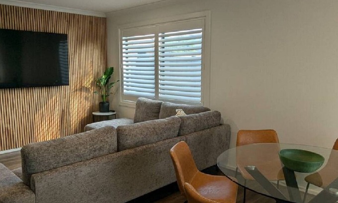 Moama House | Maidenhill in Moama, Walk to Shops & Murray River