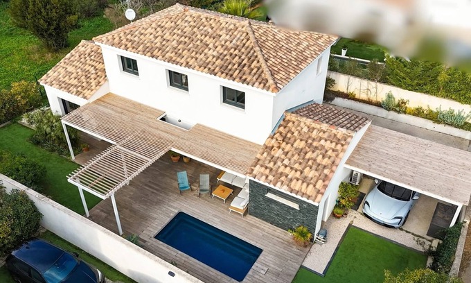 Les Trois Lucs House | Maison 5 Chambres Avec Piscine