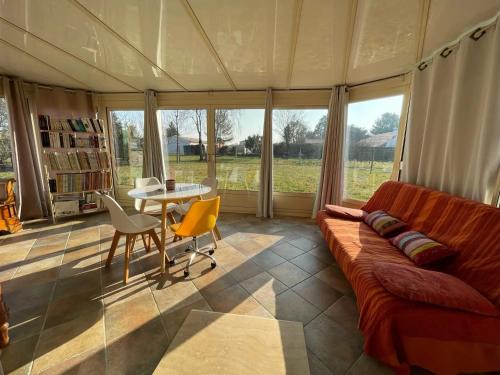 Gemozac House | Maison accueillante à Gémozac - 100 m² avec jardin fertile.