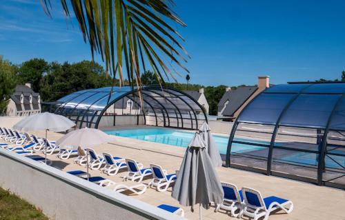 Crozon House | Maison avec piscine chauffée toute l'année à Morgat en bretagne sur la presqu'île de Crozon située à 800 m de la mer
