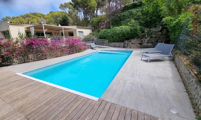 Begur Villa | Maison Contemporaine Avec Piscine à Mi-chemin Entre la Plage de Sa Tuna et Begur