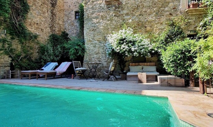 Sant Jordi Desvalls House | Maison de Village 10/12 Personnes Piscine à 20 Minutes de Gérone et de Lescala