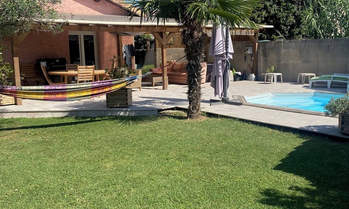 Saint-Paul-les-Romans House | Maison Individuelle Centre D'un Village Calme