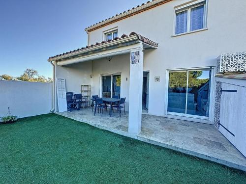 Saintes-Maries-de-la-Mer House | Maison mitoyenne climatisée pour 6 pers. à Saintes-Maries-de-la-Mer - FR-1-475-149