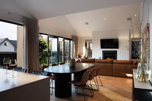 Daylesford House | Maison Noire- stunning Scandinavian design