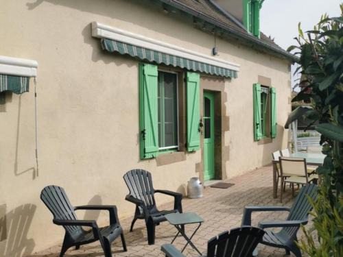Saint-Aubin-le-Monial House | Maison spacieuse avec jardin clos - Animaux admis, proche Bourbon l'Archambault - FR-1-489-490