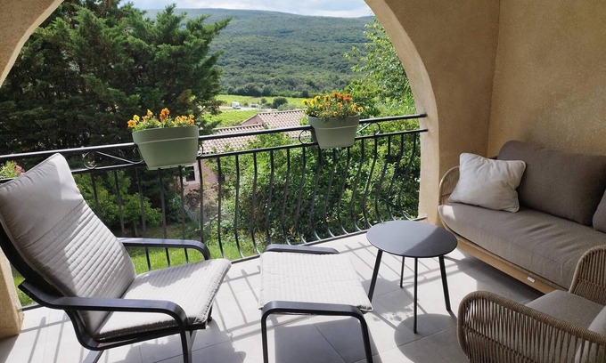 Saint-Montan House | Maison Tout Équipée Avec Jardin Saint Montan