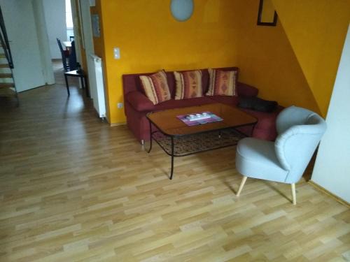 Barth Apartment | Maisonettewohnung auf 2 Etagen mit zwei Balkonen