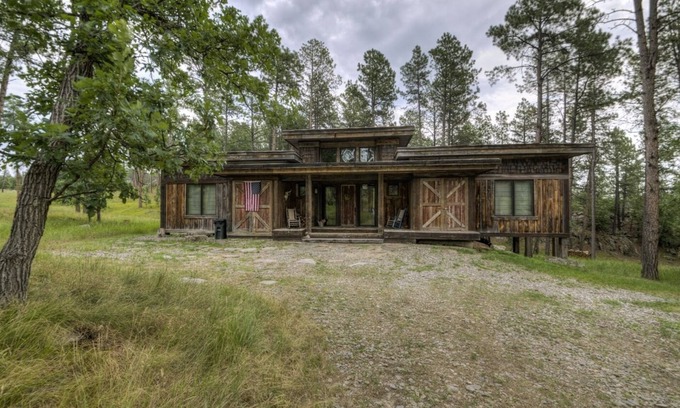 Keystone Cabin | Majestic Cabin near Mount Rushmore