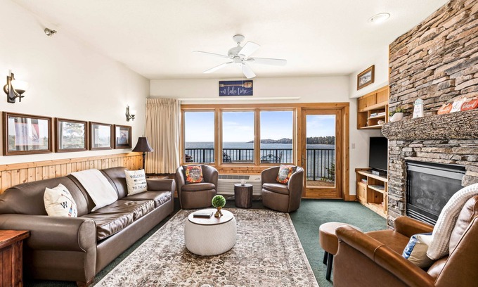Two Harbors Apartment | Majestic Lake Views | 1BR w/King Suite | Pools
