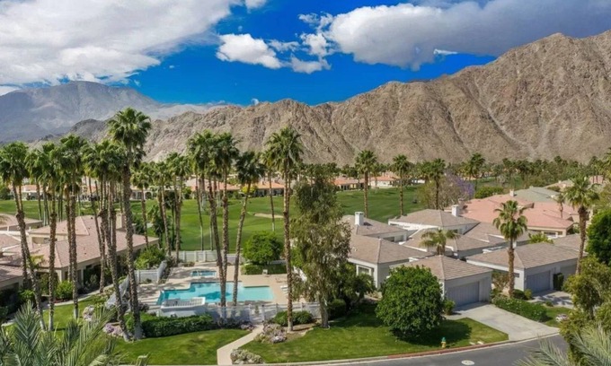 La Quinta Condo | ❤️Majestic Mountains & Tranquil Golf Views❤️Pool✦Spa✦BBQ✦King Beds✦Patios✦Dogs Ok✦
