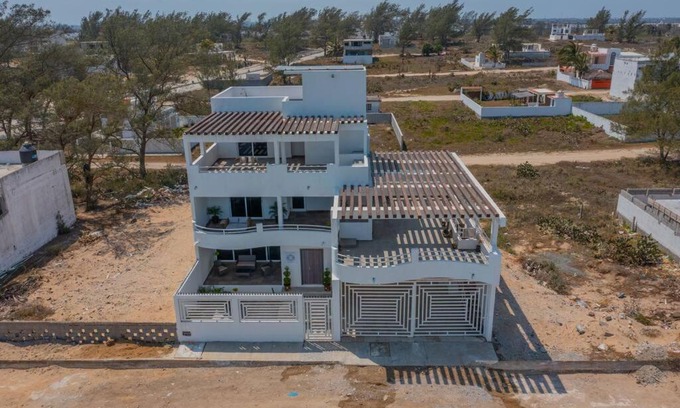 Ciudad Madero House | MAKENA BEACH HOUSE