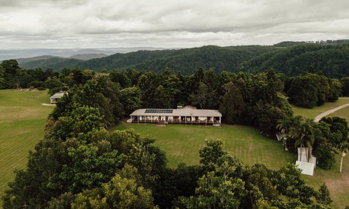 Booroobin Other | Maleny Retreat 9 Bedroom Guest House - Sleeps 14! Stay 4 nights & pay 3!*