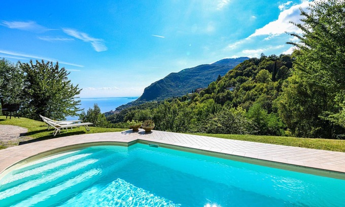 Gardola House | Malga Mary: in the nature with pool only for you and the owner